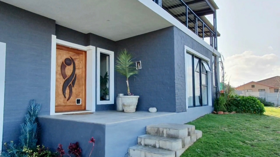 5 Bedroom Property for Sale in De Bakke Western Cape